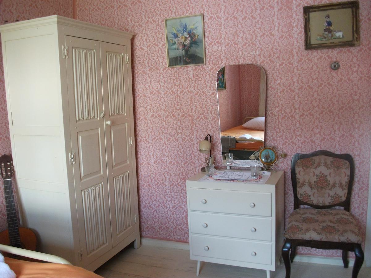 The Pink House Hotel Polkovnik Serafimovo Luaran gambar